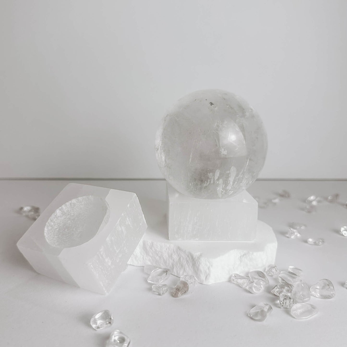 Selenite - Sphere Holder
