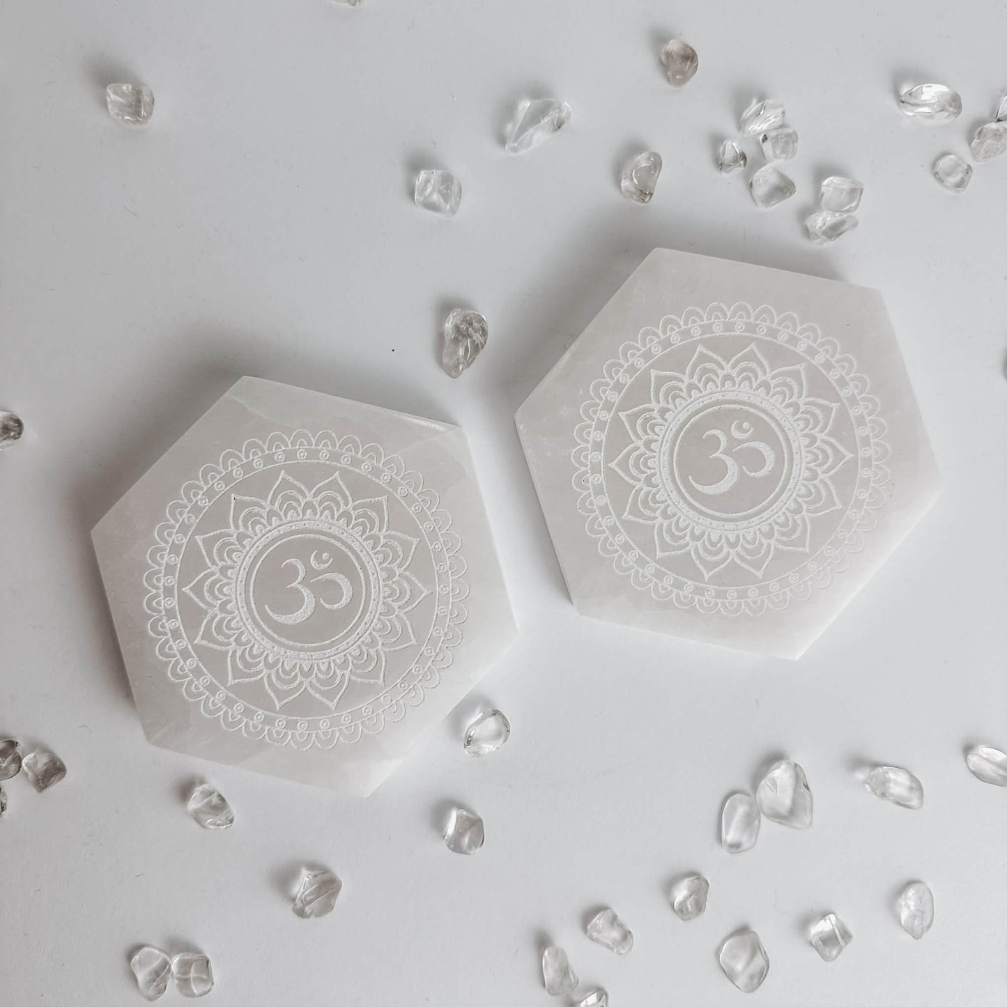 Selenite - Om Charging Plate