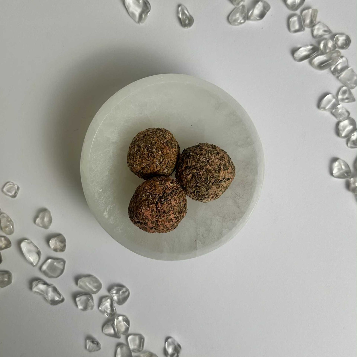 Sagrada Madre Smudge Bombs - Mystical Attraction