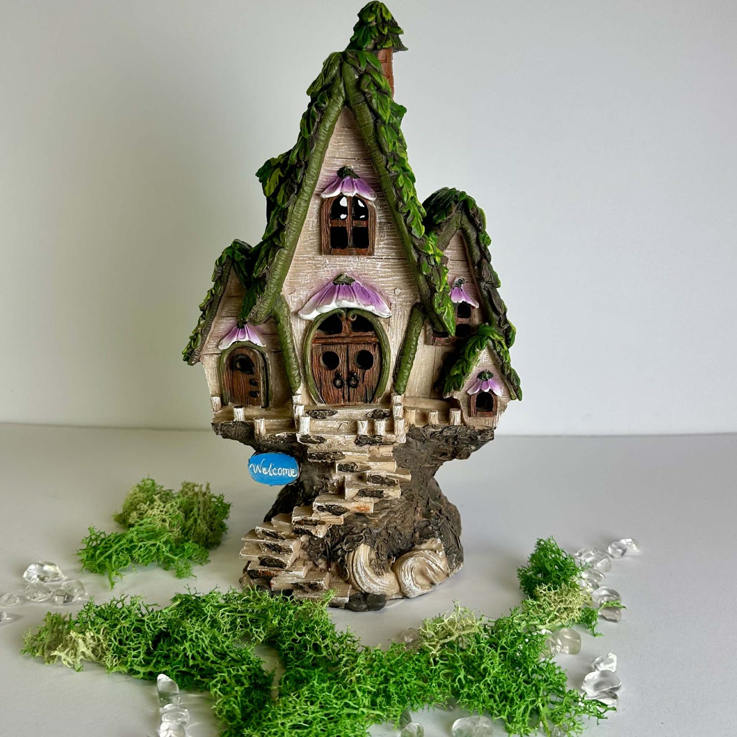 Welcome Treehouse with Solar