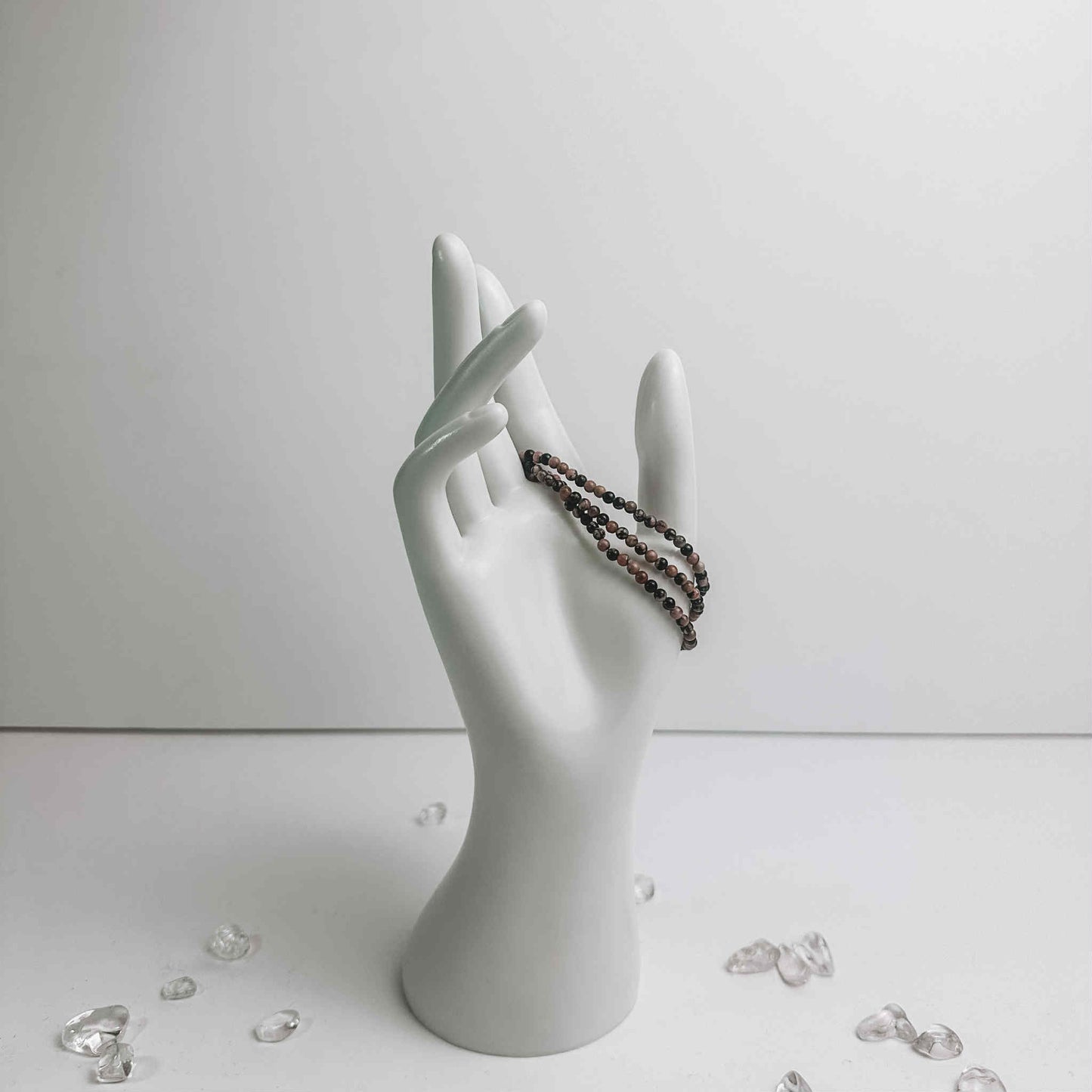 Bracelets - Rhodonite (black)